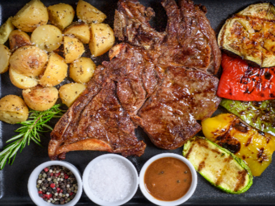 Reward: PLATINUM RESTAURANT –  ΙΔΑΙΕΣ ART CAFE and SHOP Εστιατόριο Καστοριά